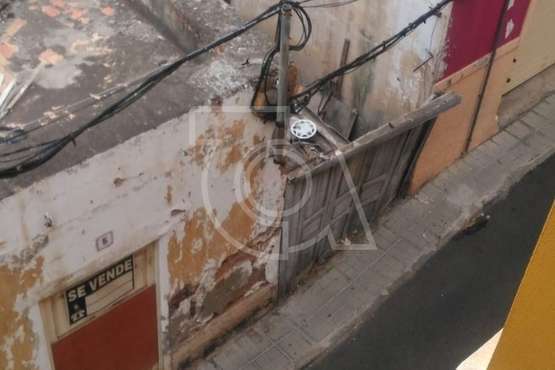 Peligro para los viandantes en la calle Lagunetas/TA.